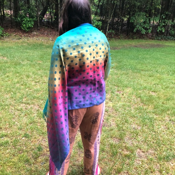 Rainbow Pashmina - Picture 7 of 8